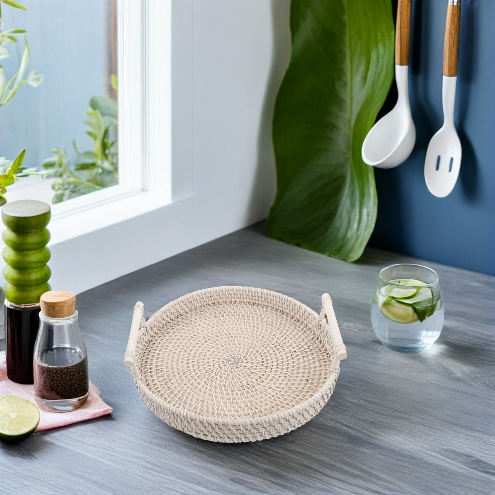 Rattan Tray Handle - Bandeja Redonda de Ratán Tejida con